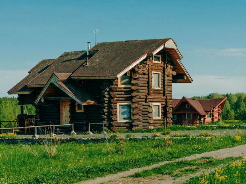 Экодеревня Чуньки — деревянные избы и баня на берегу реки Суна в Карелии Республика Карелия