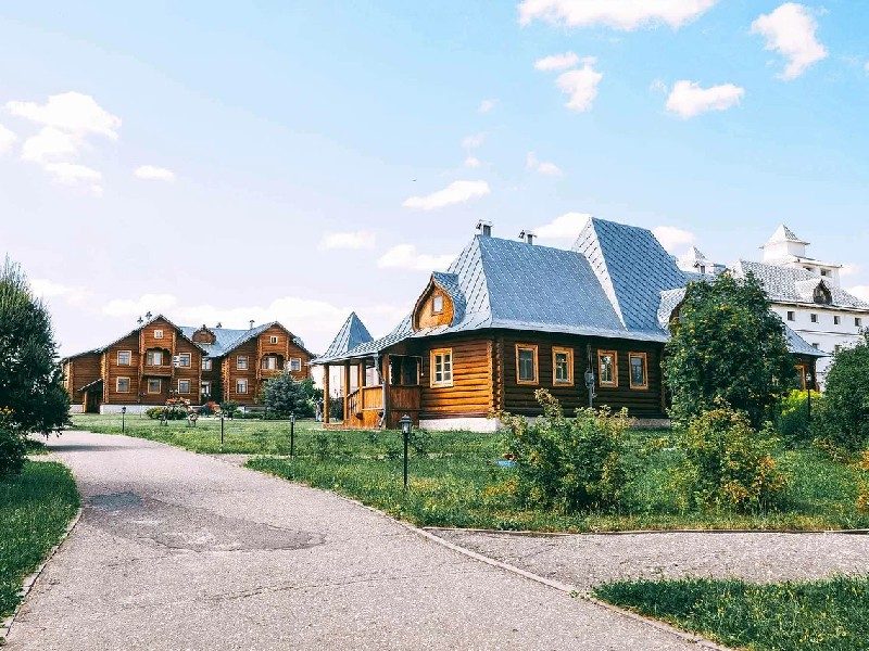 Гостиничный комплекс Дивеевская слобода снаружи
