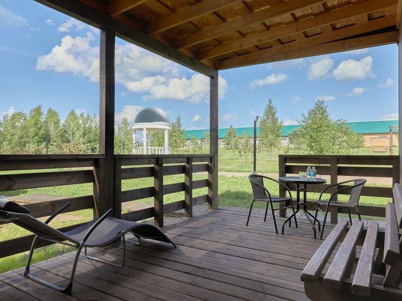 Экоклуб Na Ferme терраса