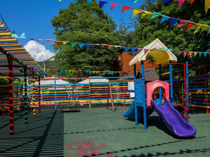 Эко-Парк Вотчина детская площадка