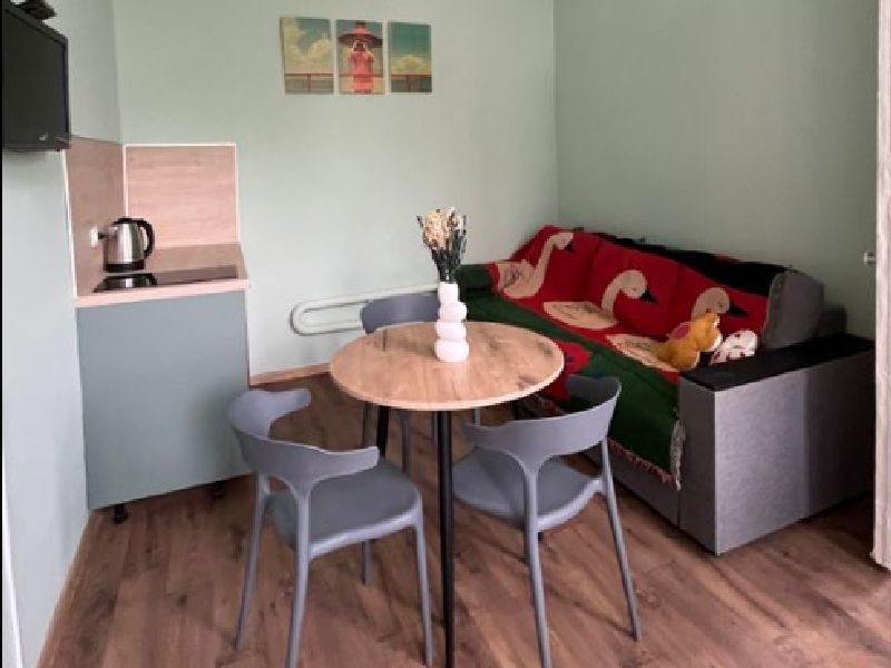 Квартира мистера Густава re[yz