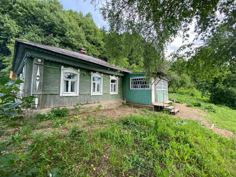 Избы в Ченцово — старинные деревенские дома с печью и баней в Тульской области изба Маркиных