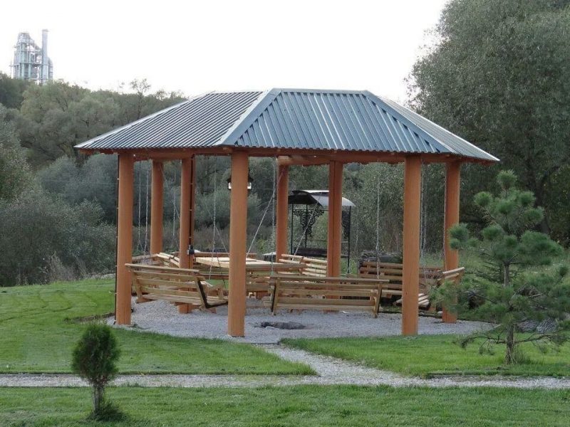 Лукино беседка