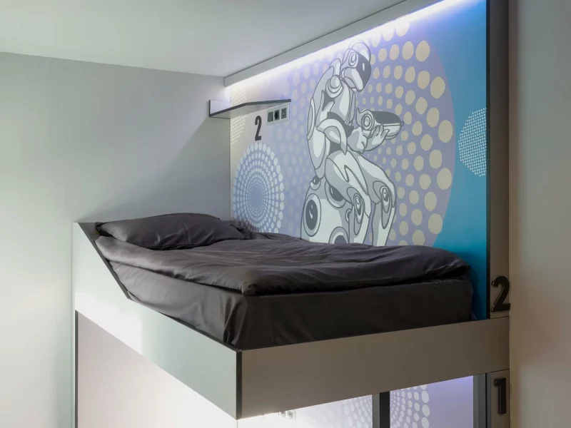 Astrohostel Пехота космический стиль