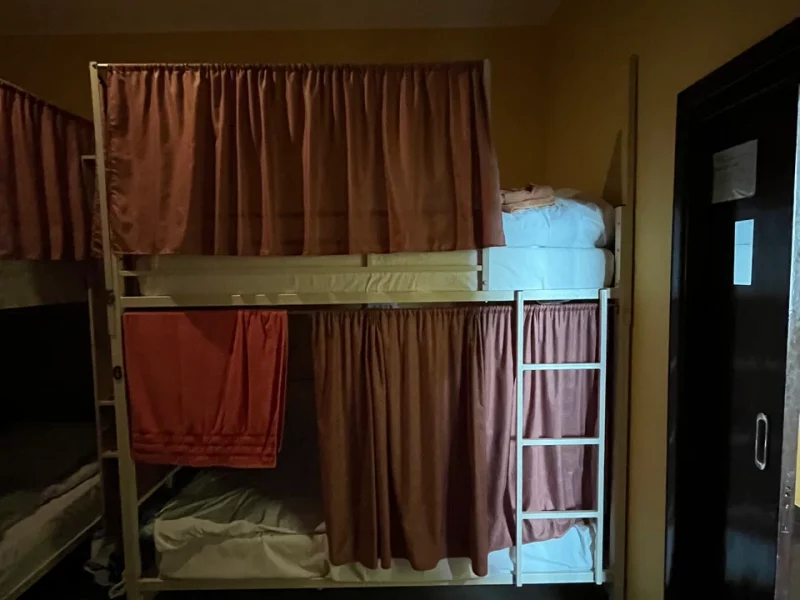 High Level Hostel номер