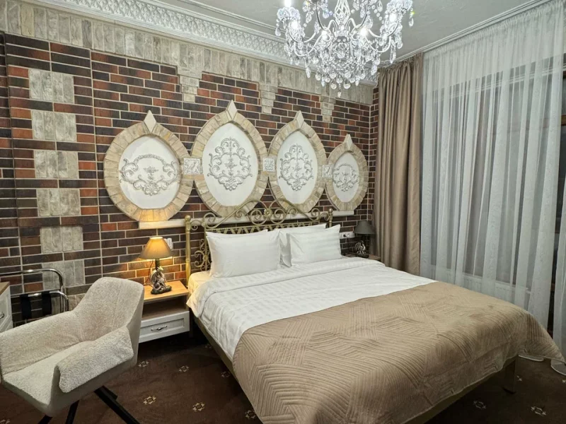 Durso Tower номер с большой кроватью