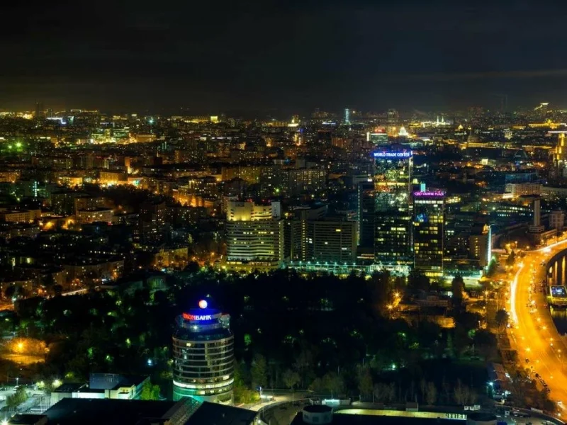 Panorama City Hotel вид на город