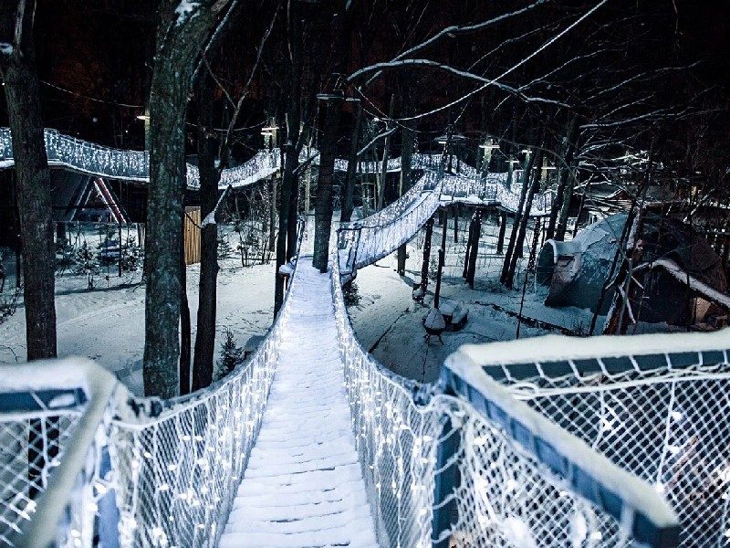 Зеркальный дом Утрау мост